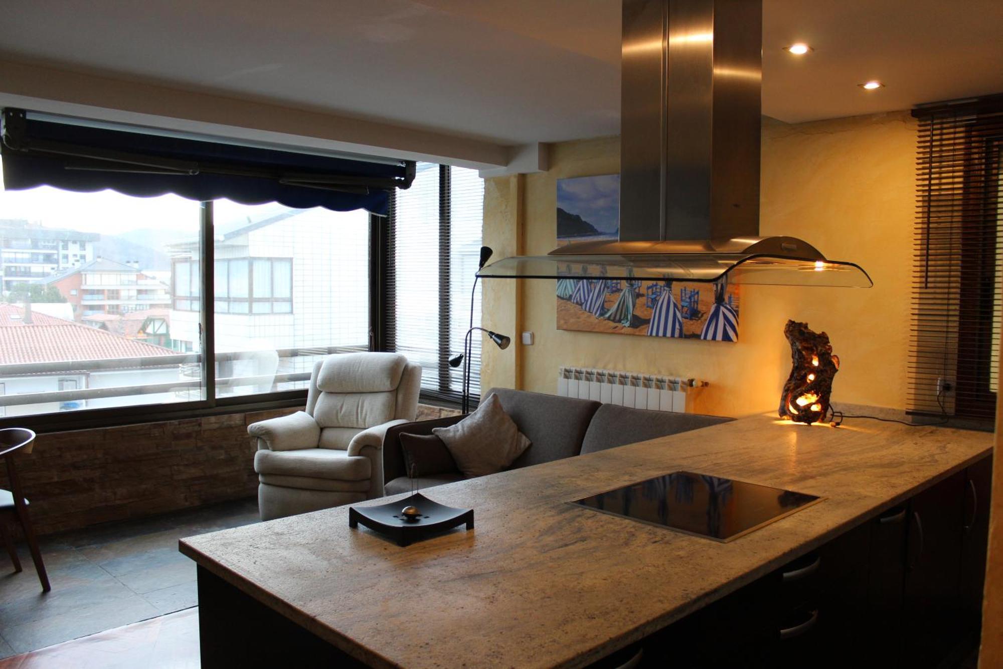 Apartamentos Zarautz Playa, Con Piscina Y Garaje Esterno foto